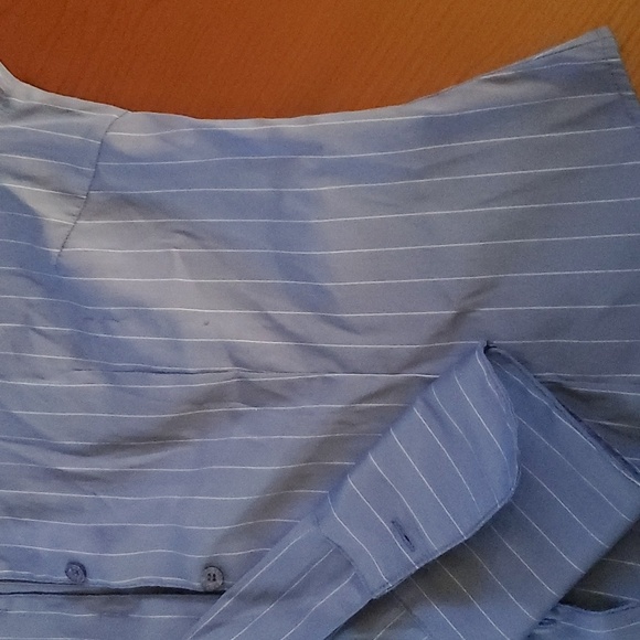 Blue striped button up - Picture 4 of 4
